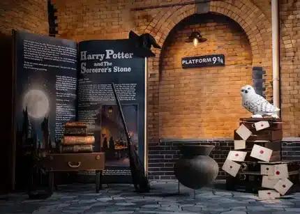 خلفية منصة السحر – Harry Potter