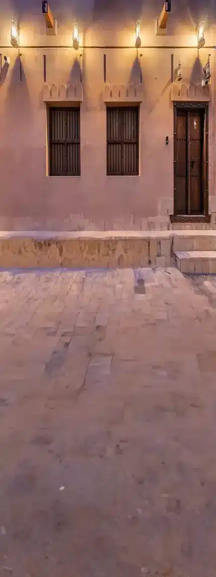 خلفية تراثية A-124 - بيت نجدي كامل مع الأرضية بتنسيق عمودي